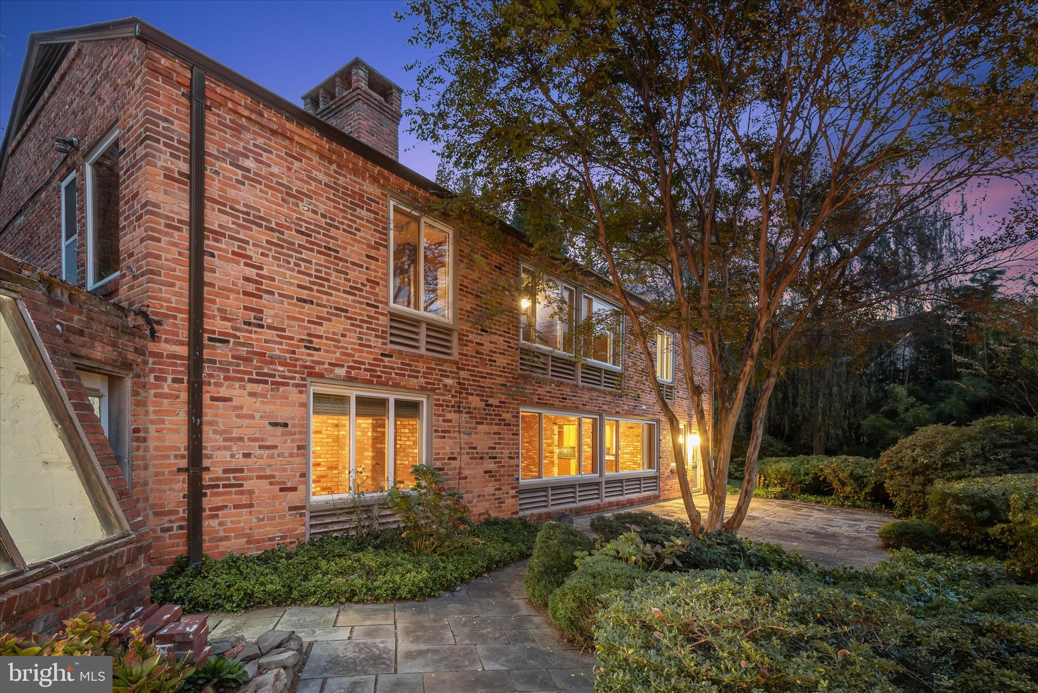 5311 Allandale Road Bethesda, MD 20816 - Photo 28 of 45 Rear