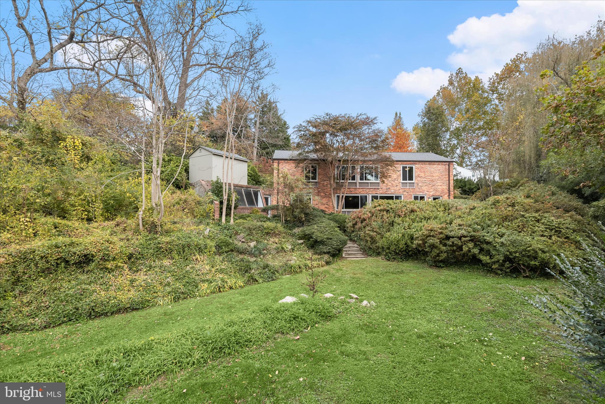 5311 Allandale Road Bethesda, MD 20816 - Photo 34 of 45 Rear