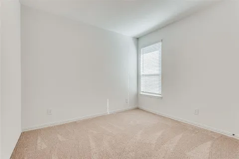 $1,895 | 2925 South Griffin Lane, Crandall, TX 75114