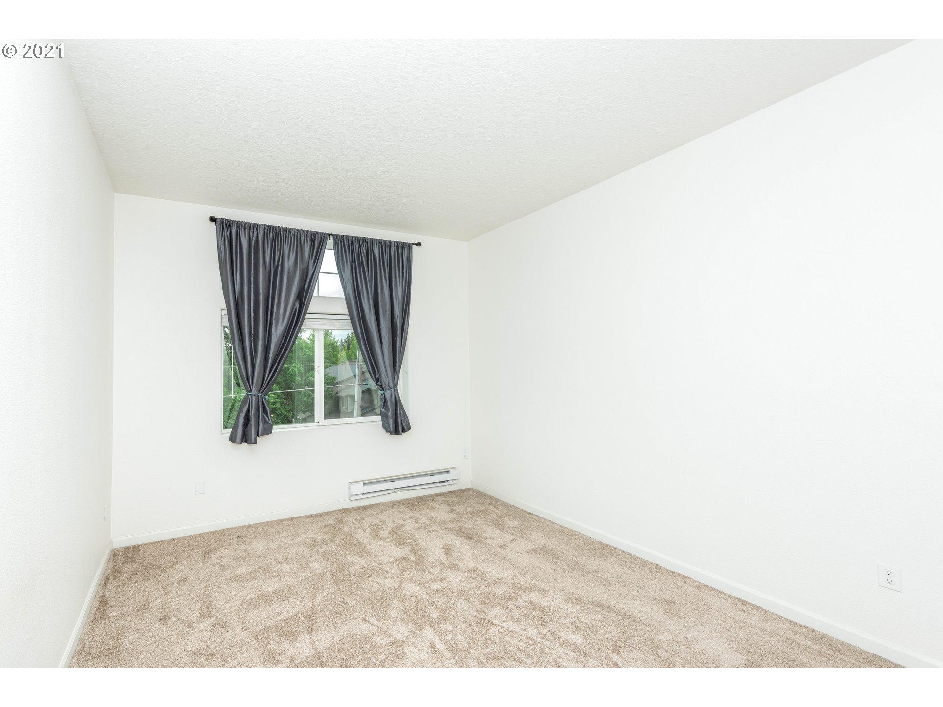 14635 Southwest Beard Road, Unit 204 Beaverton, OR 97007 - Photo 15 of 20 Gallery Image 15