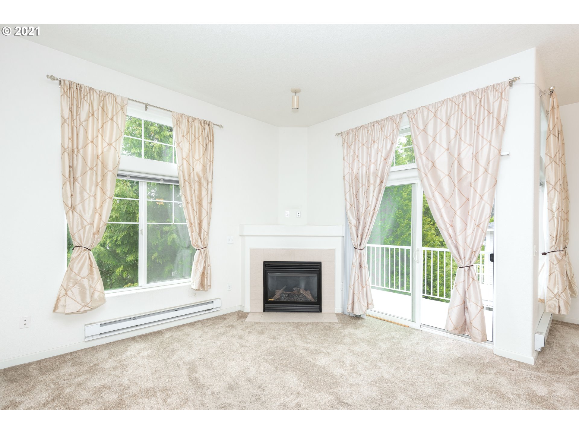 14635 Southwest Beard Road, Unit 204 Beaverton, OR 97007 - Photo 7 of 20 Gallery Image 7
