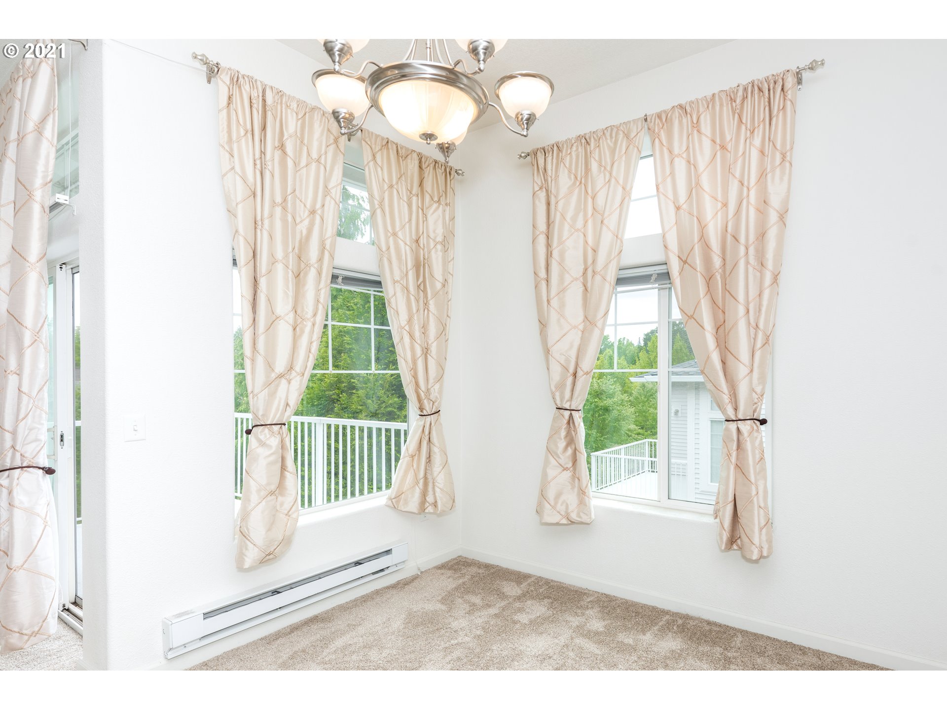 14635 Southwest Beard Road, Unit 204 Beaverton, OR 97007 - Photo 8 of 20 Gallery Image 8