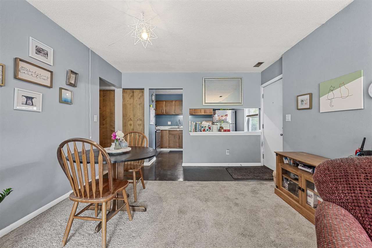 1220 Village Road, Unit 4 Iowa City, IA 52240 - Photo 10 of 26 Gallery Image 10