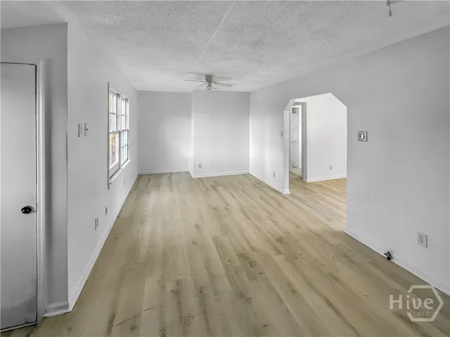 $1,700 | 1518 Heron Street, Savannah, GA 31415