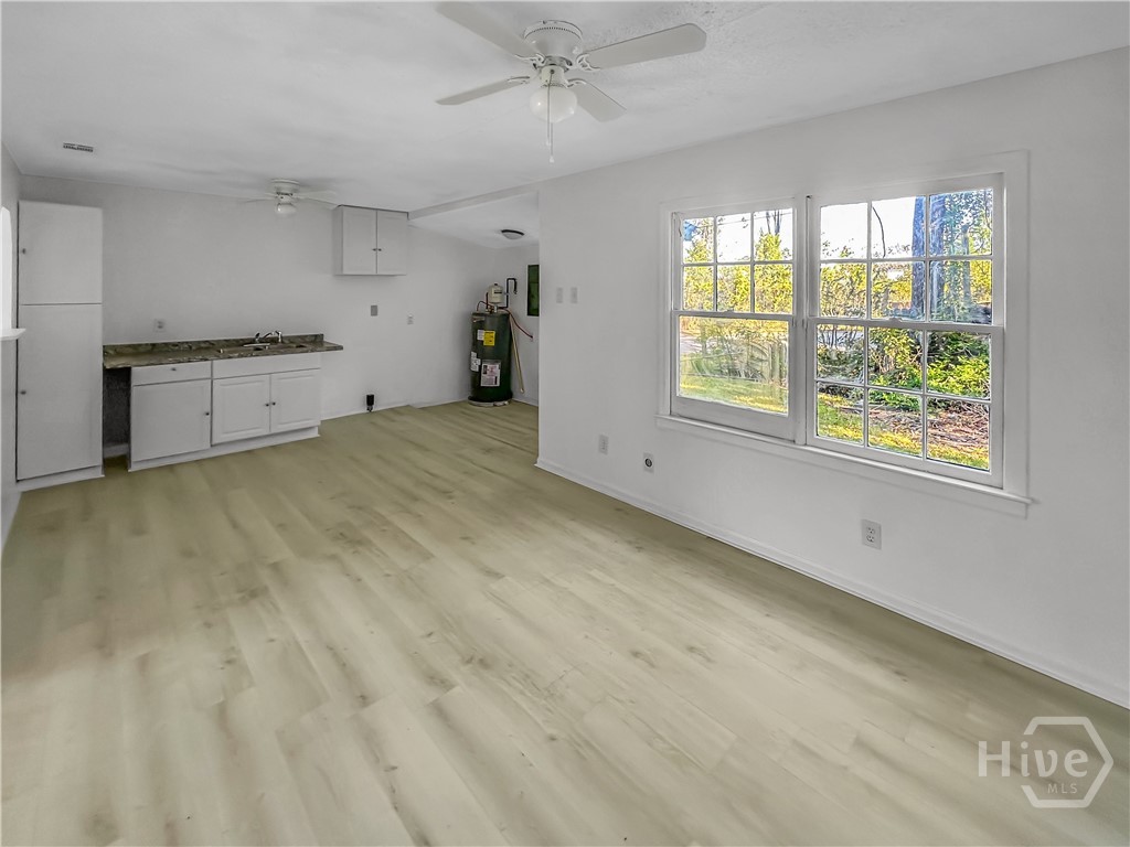 1518 Heron Street Savannah, GA 31415 - Photo 10 of 16