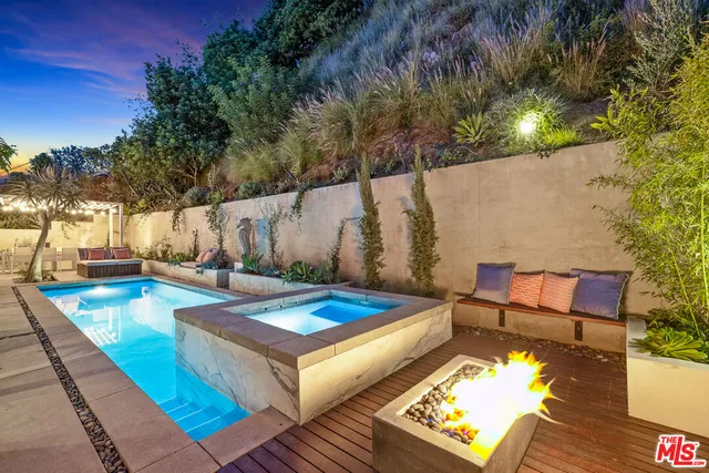 a view of an outdoor space with seating area