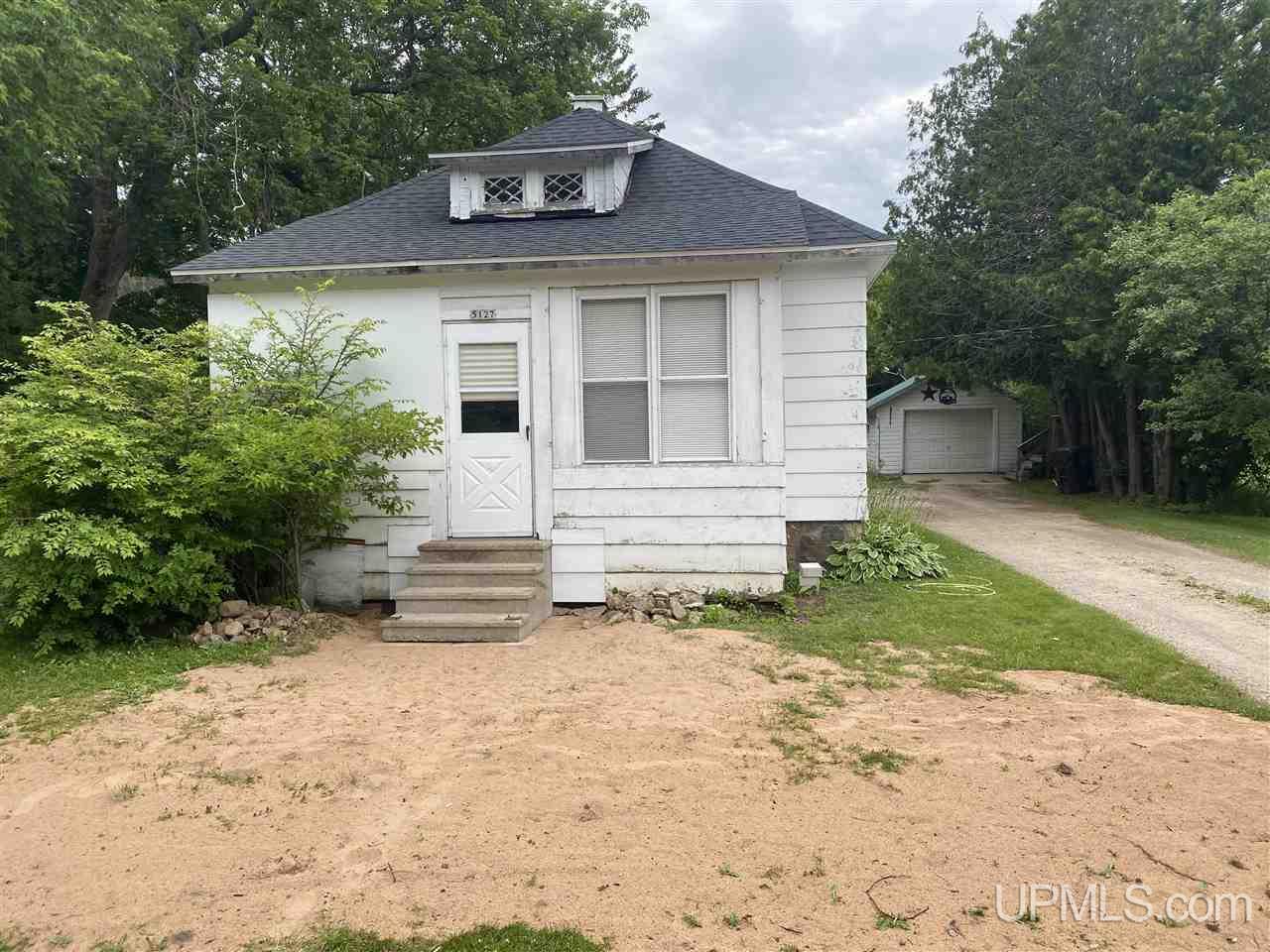 5127 I Road Bark River, MI 49807 - Photo 2 of 9