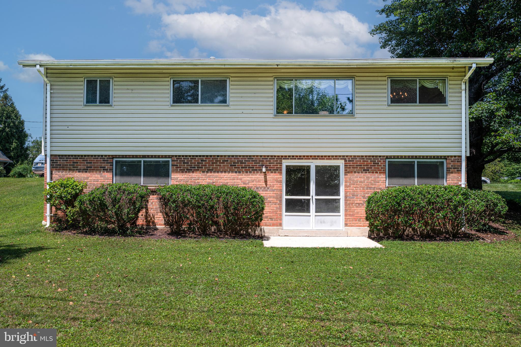 11105 Slye Court Silver Spring, MD 20902 - Photo 35 of 42 Rear Elevation