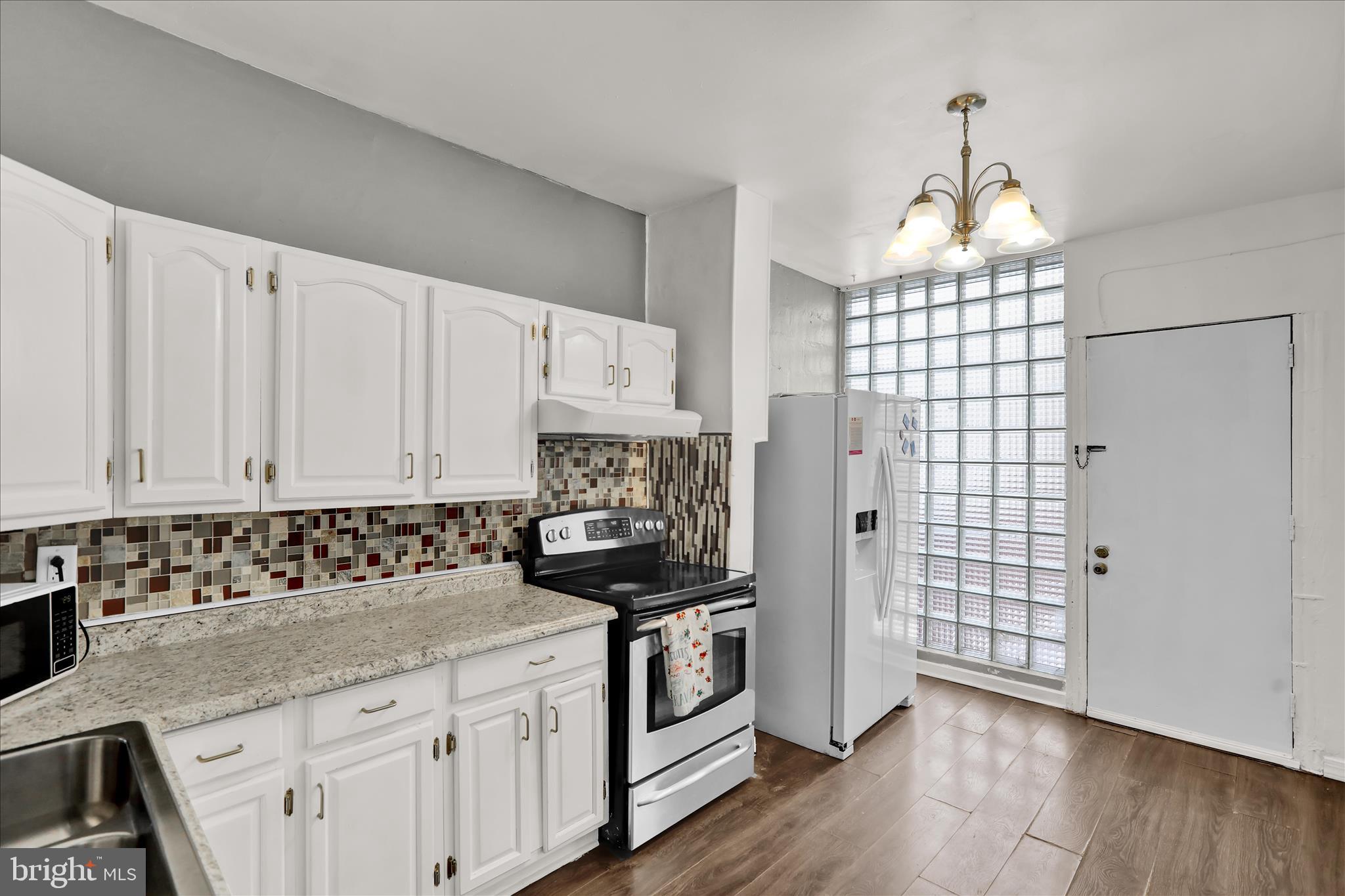 1231 Perry Street Reading, PA 19604 - Photo 12 of 27 360_1362