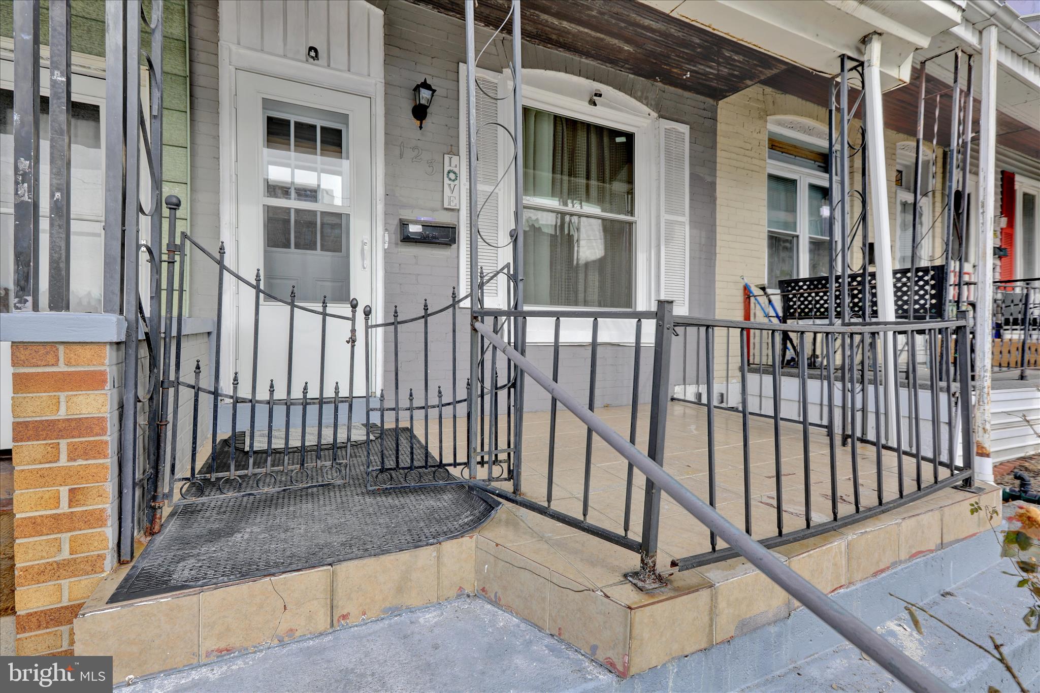 1231 Perry Street Reading, PA 19604 - Photo 6 of 27 360_1457