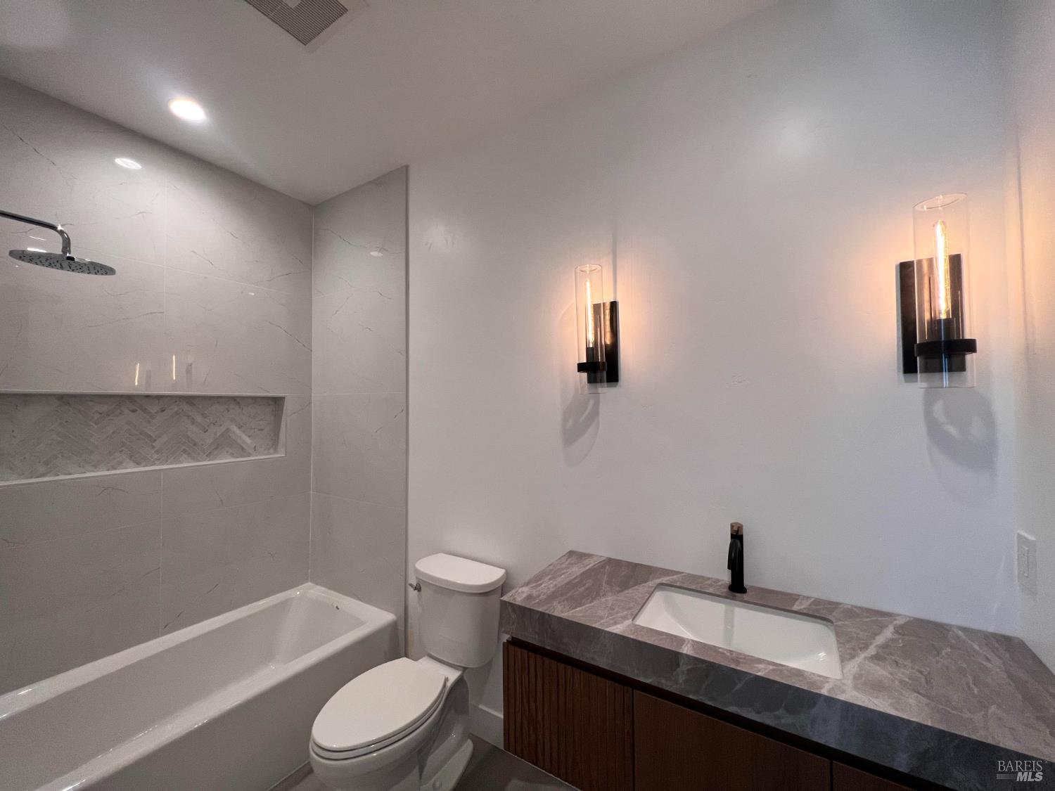3701 Cross Creek Road Santa Rosa, CA 95403 - Photo 32 of 36 ADU upstairs hall bathroom