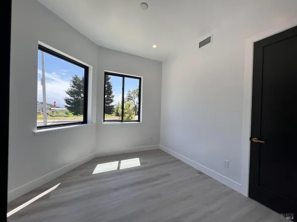 $1,599,995 | 3701 Cross Creek Road, Santa Rosa, CA 95403