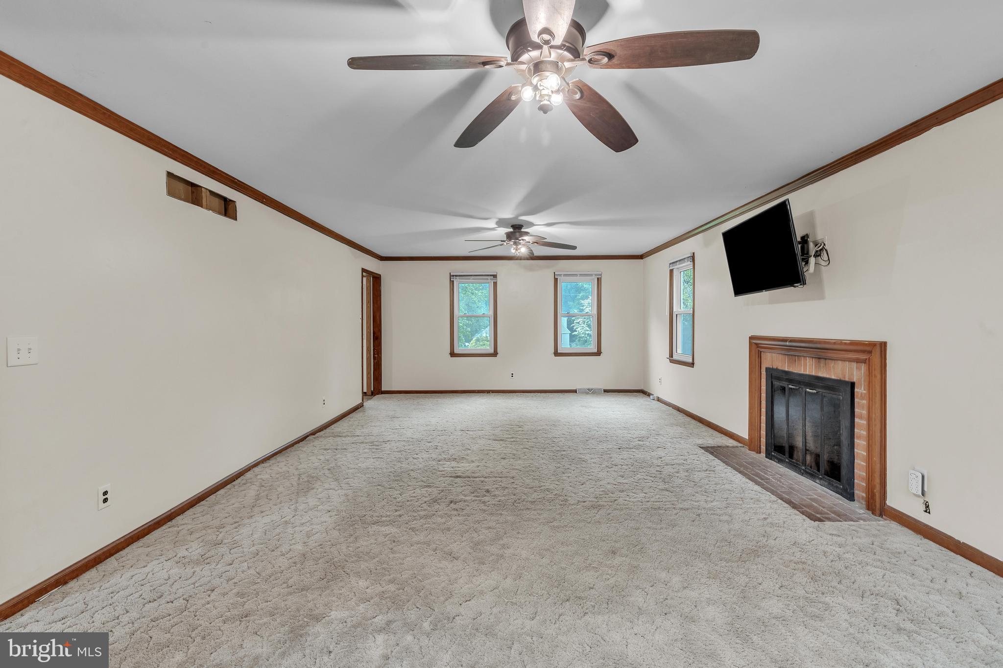 701 Fawn Road Newark, DE 19711 - Photo 5 of 29 Family Room