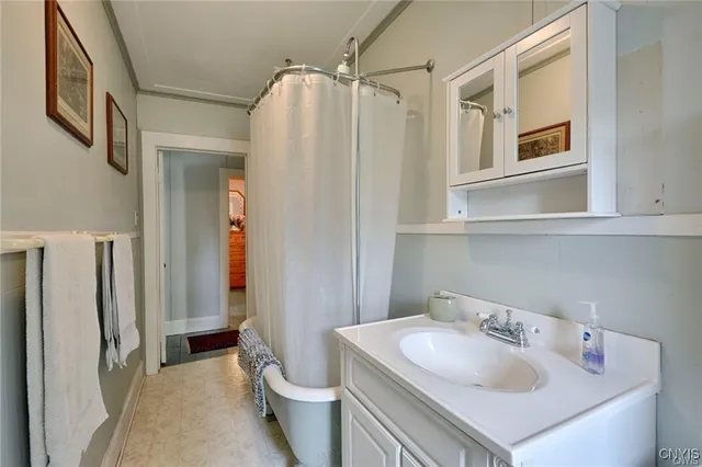 $629,900 | 42904 United States Avenue, Orleans, NY 13692