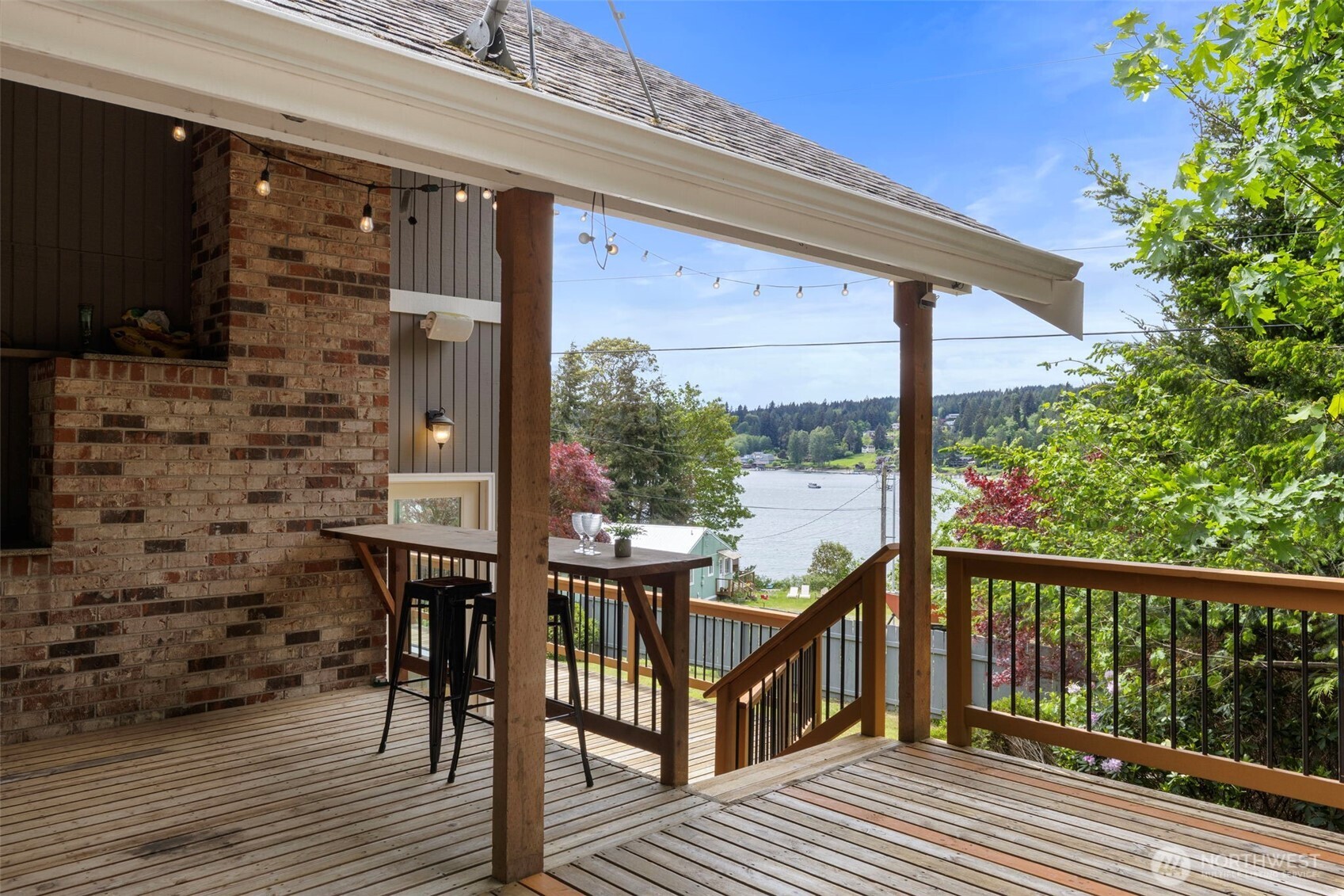 21275 Indianola Road Northeast Poulsbo, WA 98370 - Photo 14 of 40