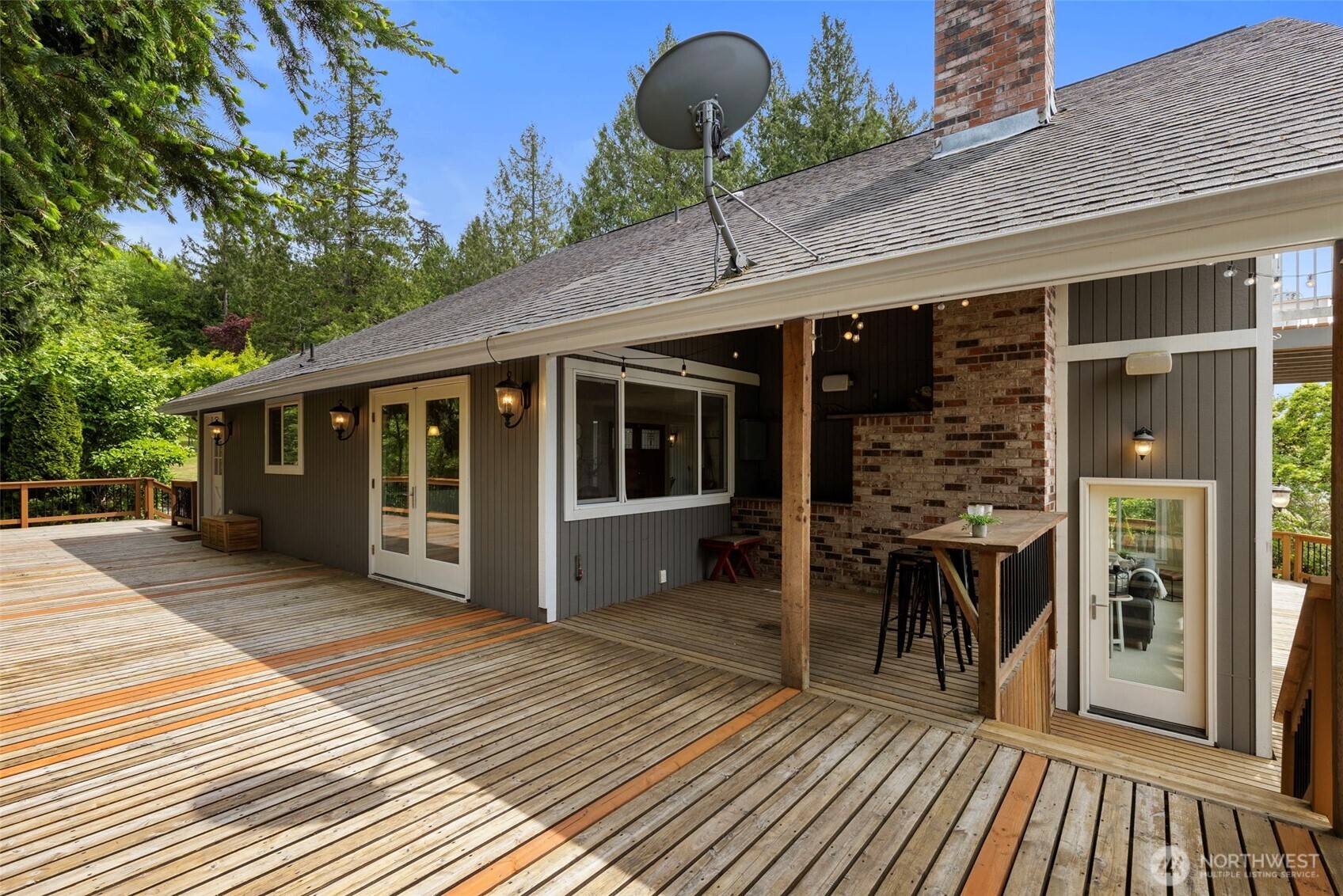 21275 Indianola Road Northeast Poulsbo, WA 98370 - Photo 15 of 40