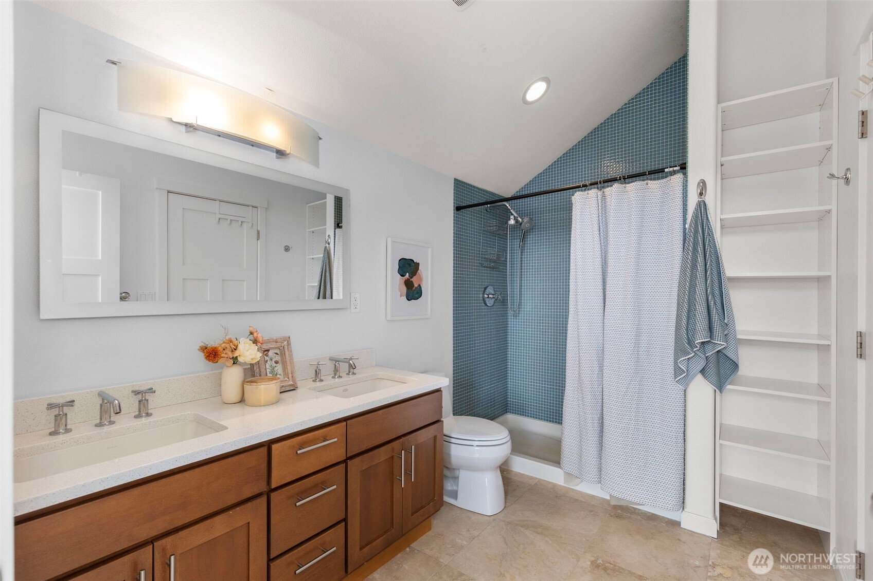 21275 Indianola Road Northeast Poulsbo, WA 98370 - Photo 25 of 40