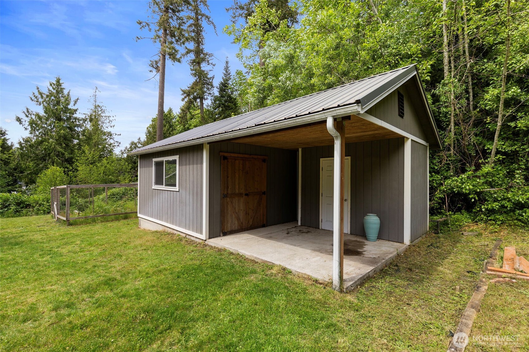 21275 Indianola Road Northeast Poulsbo, WA 98370 - Photo 35 of 40