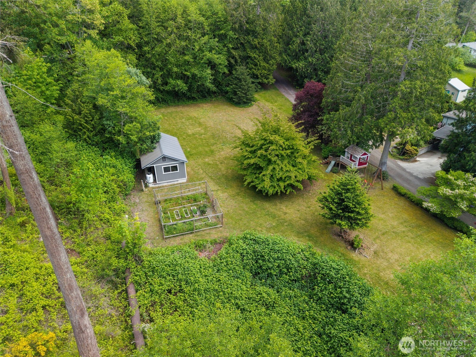 21275 Indianola Road Northeast Poulsbo, WA 98370 - Photo 38 of 40