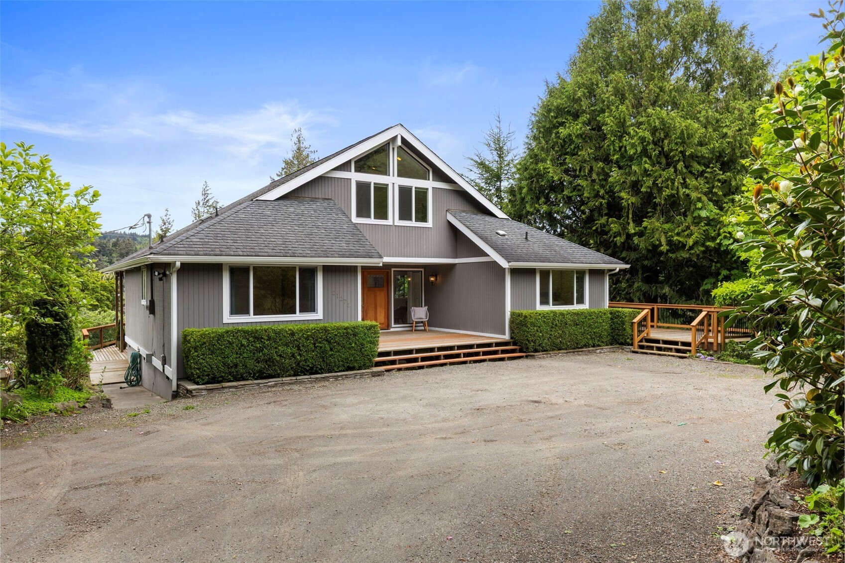 21275 Indianola Road Northeast Poulsbo, WA 98370 - Photo 4 of 40