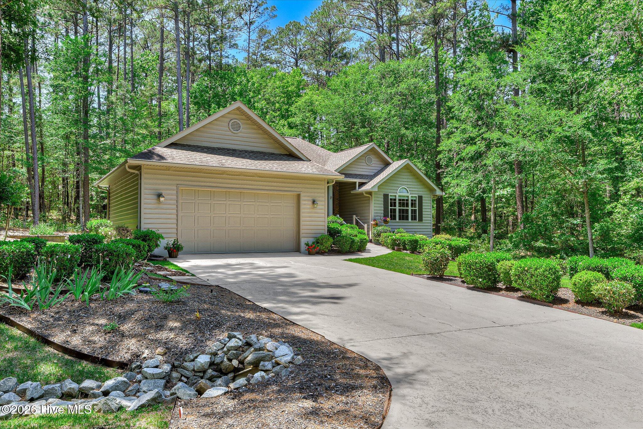 406 Charles Place McCormick, SC 29835 - Photo 3 of 52 3-103