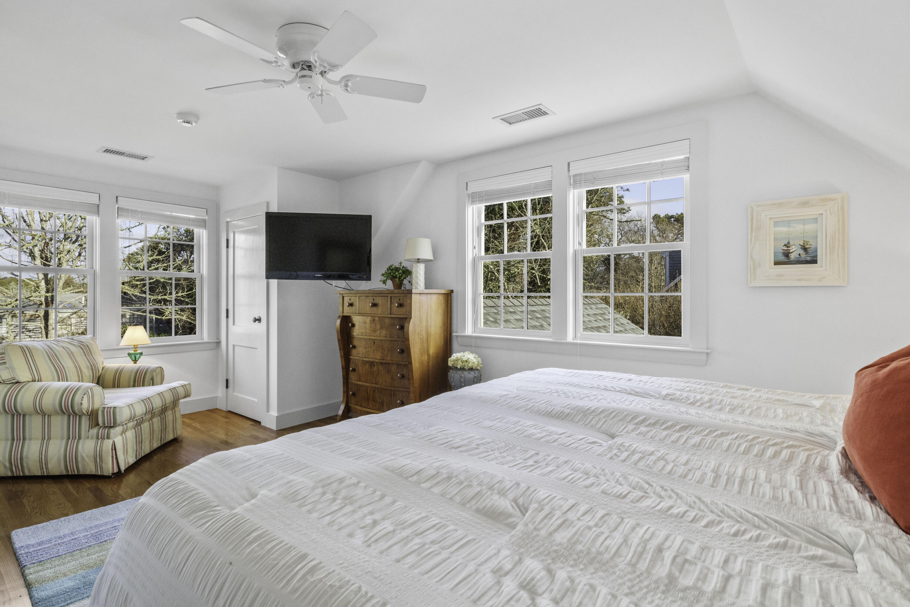 486 Crowell Road North Chatham, MA 02650 - Photo 18 of 25 486croLR-18