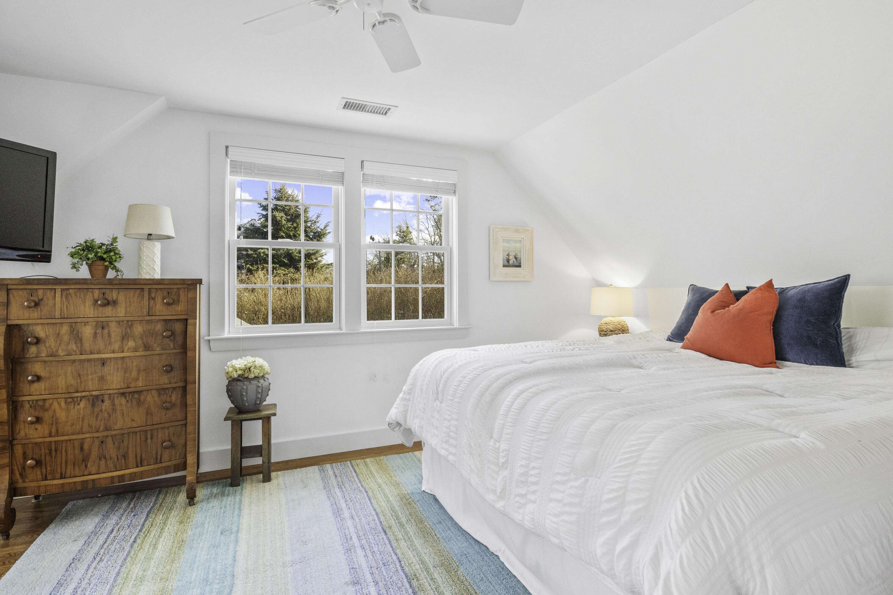 486 Crowell Road North Chatham, MA 02650 - Photo 19 of 25 486croLR-20