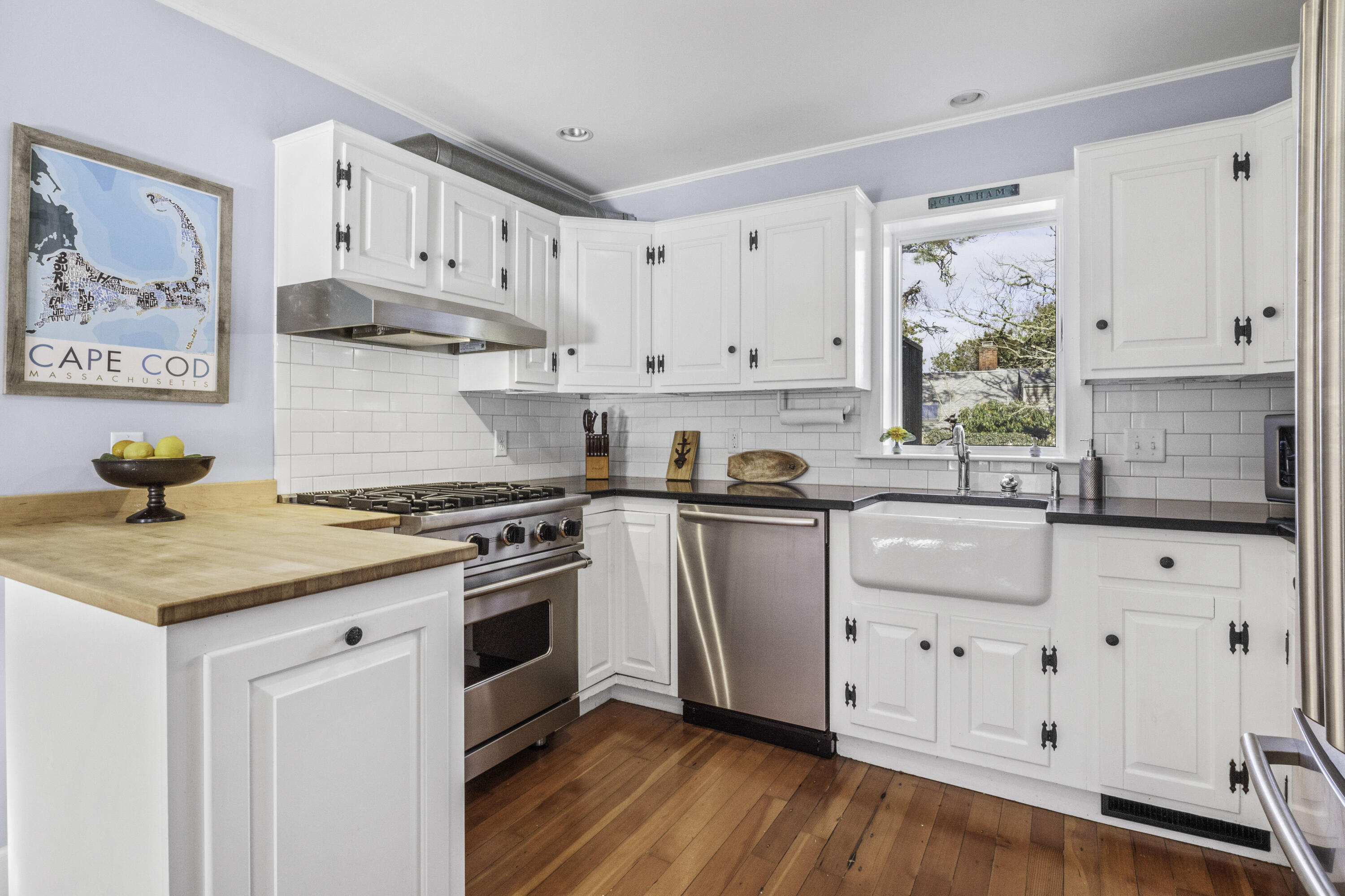 486 Crowell Road North Chatham, MA 02650 - Photo 10 of 25 486croLR-9