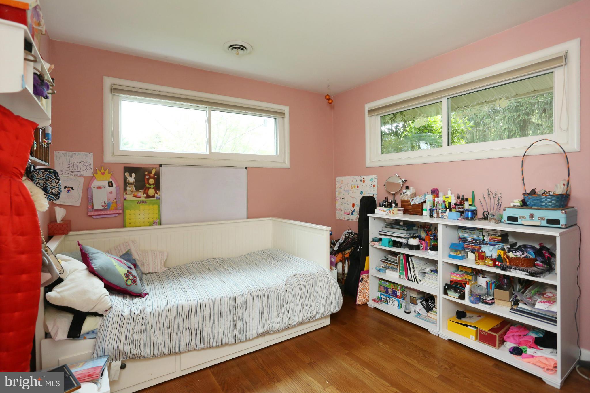 10124 Cornwall Road Fairfax, VA 22030 - Photo 16 of 30 Bedroom