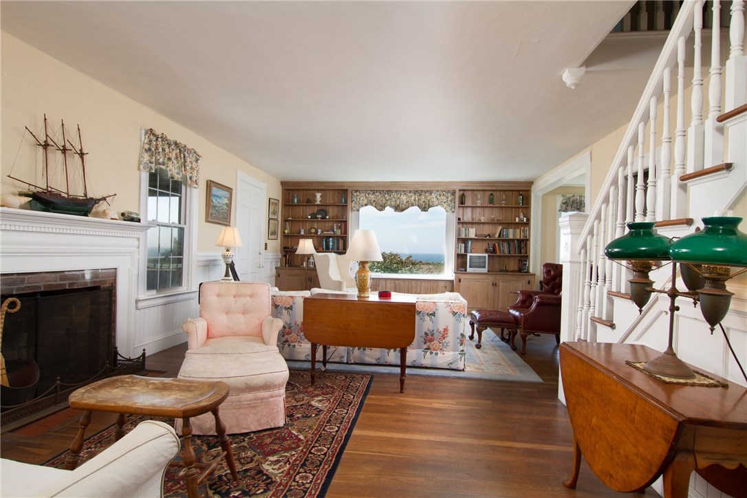 13 Fenway Road Westerly, RI 02891 - Photo 11 of 37 Gallery Image 11