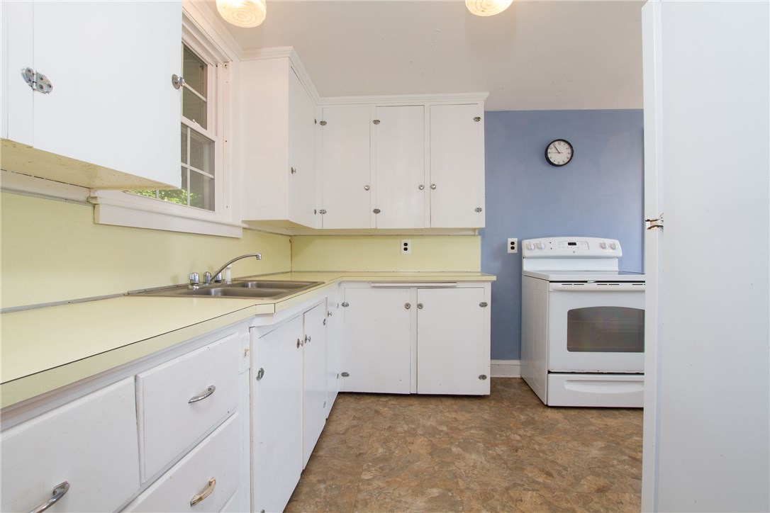 13 Fenway Road Westerly, RI 02891 - Photo 28 of 37 Gallery Image 28