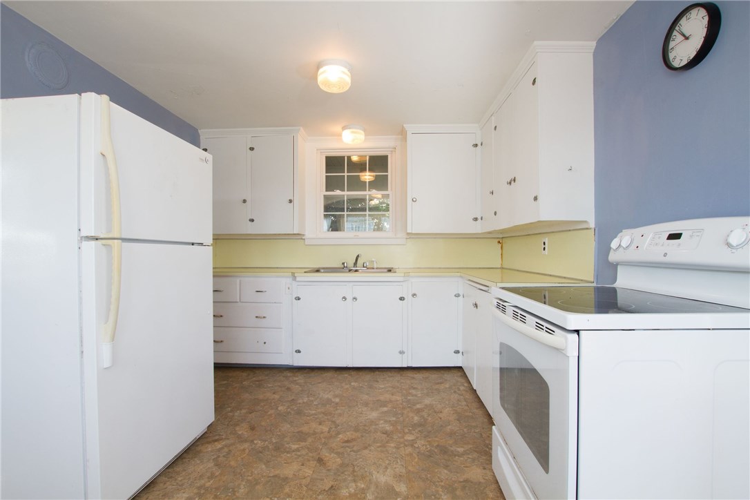 13 Fenway Road Westerly, RI 02891 - Photo 29 of 37 Gallery Image 29