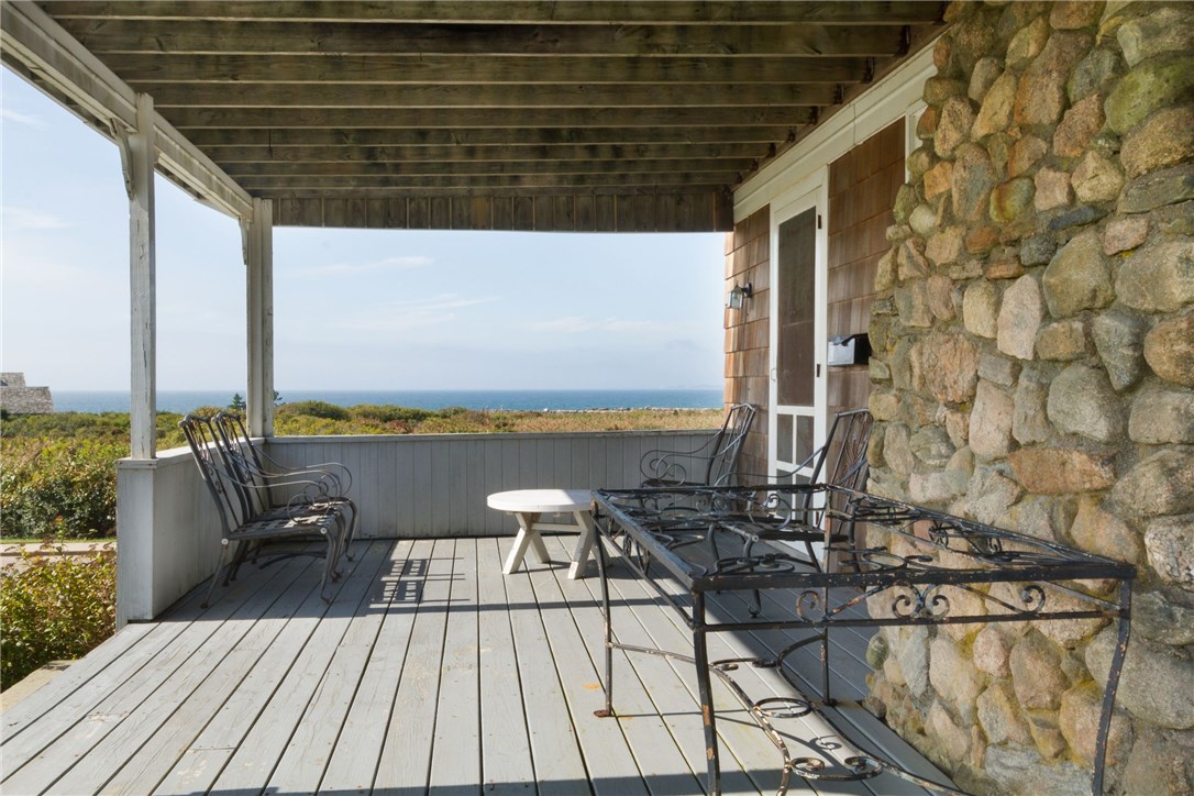 13 Fenway Road Westerly, RI 02891 - Photo 5 of 37 Gallery Image 5