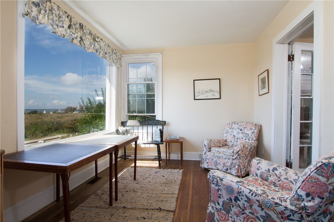 13 Fenway Road Westerly, RI 02891 - Photo 8 of 37 Gallery Image 8