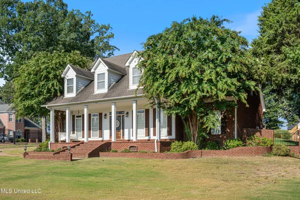 $635,000 | 5137 Meadow Pointe Drive, Southaven, MS 38672