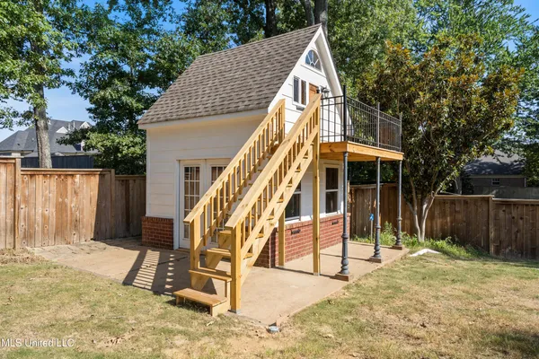 $635,000 | 5137 Meadow Pointe Drive, Southaven, MS 38672