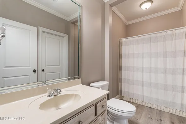 $635,000 | 5137 Meadow Pointe Drive, Southaven, MS 38672