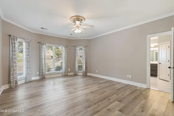 $635,000 | 5137 Meadow Pointe Drive, Southaven, MS 38672