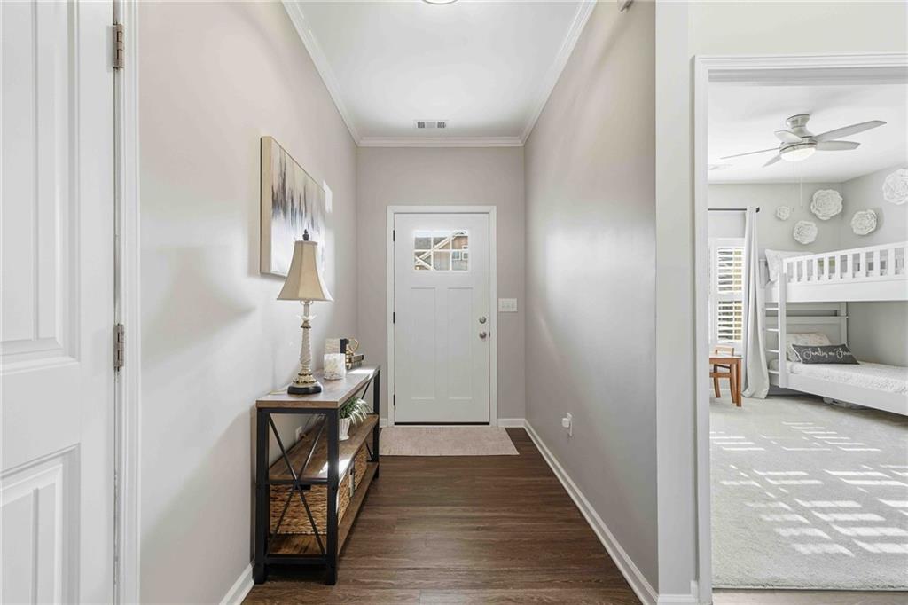 516 Riverview Lane Canton, GA 30114 - Photo 3 of 34