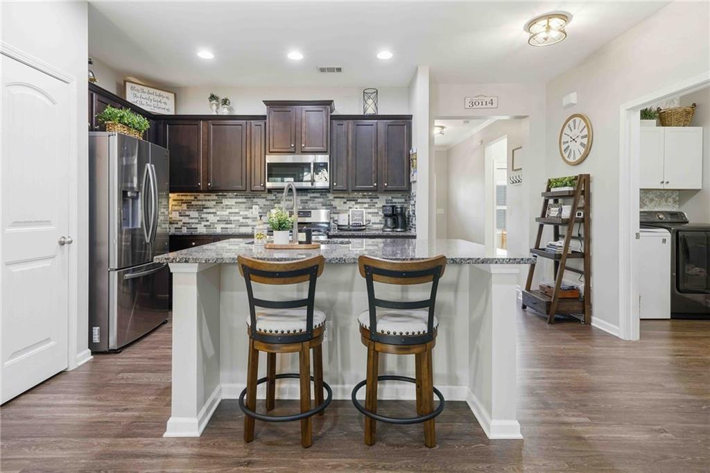 516 Riverview Lane Canton, GA 30114 - Photo 9 of 34