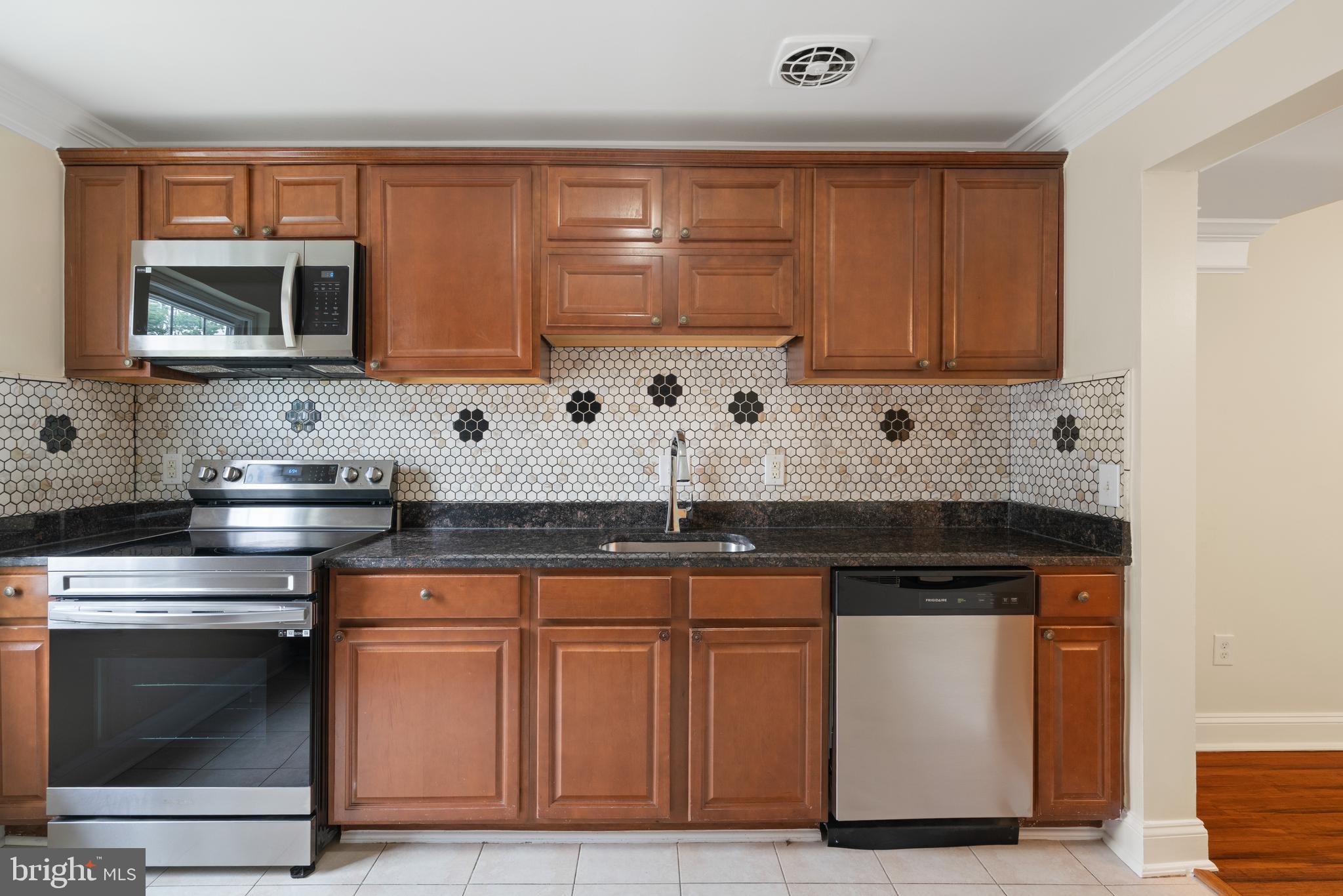 9292 Taney Road Manassas, VA 20110 - Photo 12 of 35
