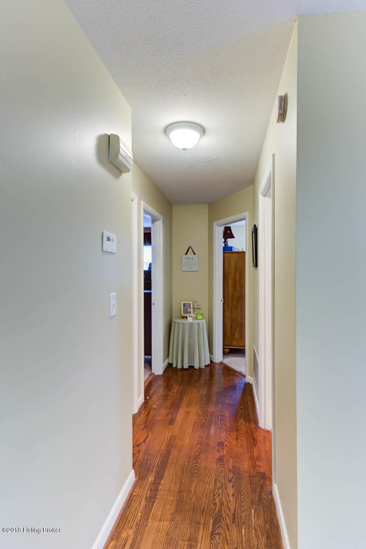 1037 Franelm Road Louisville, KY 40214 - Photo 12 of 27 1037 Franelm Rd-12