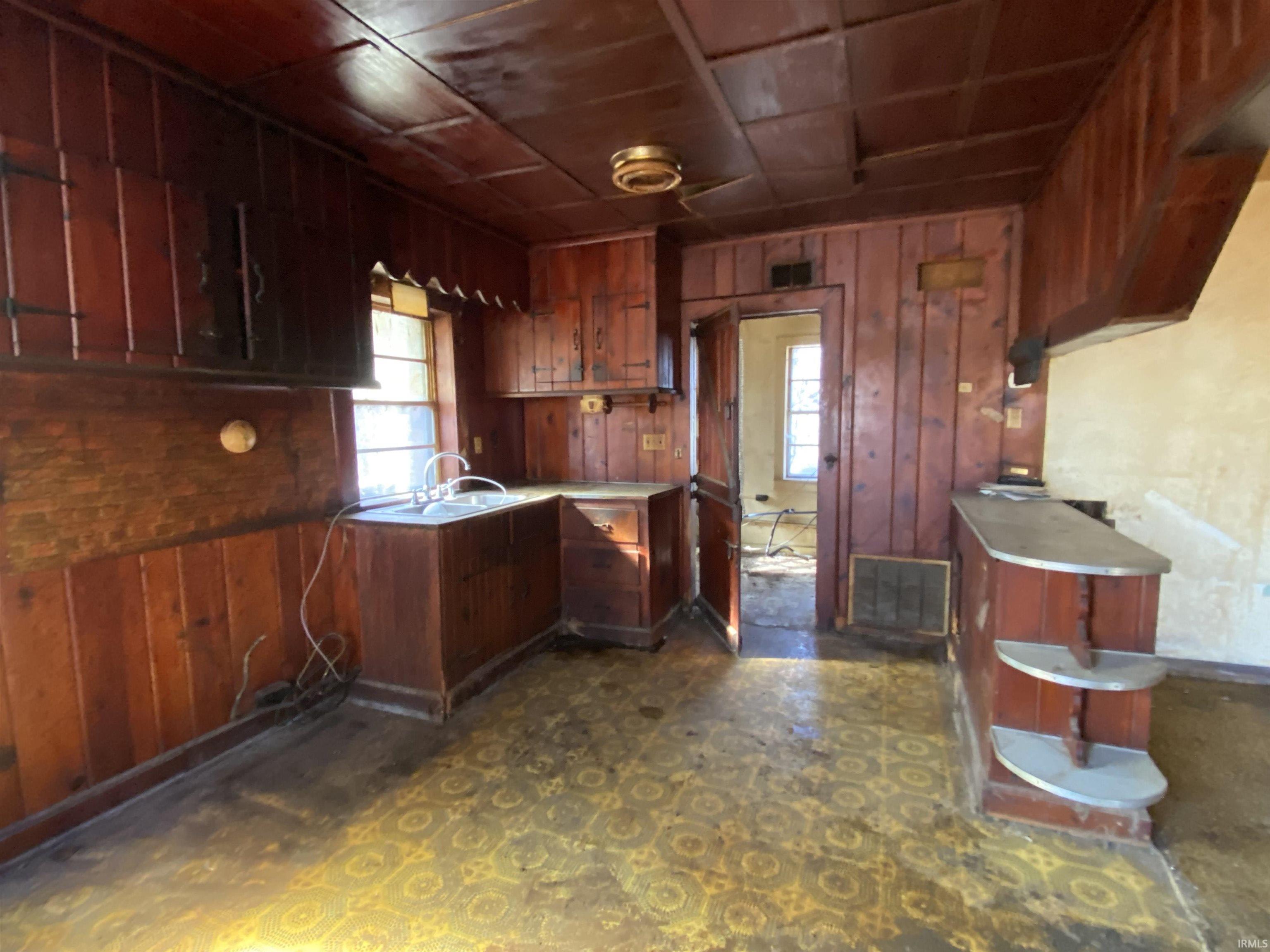 2524 Diefenbach Road Evansville, IN 47720 - Photo 4 of 13