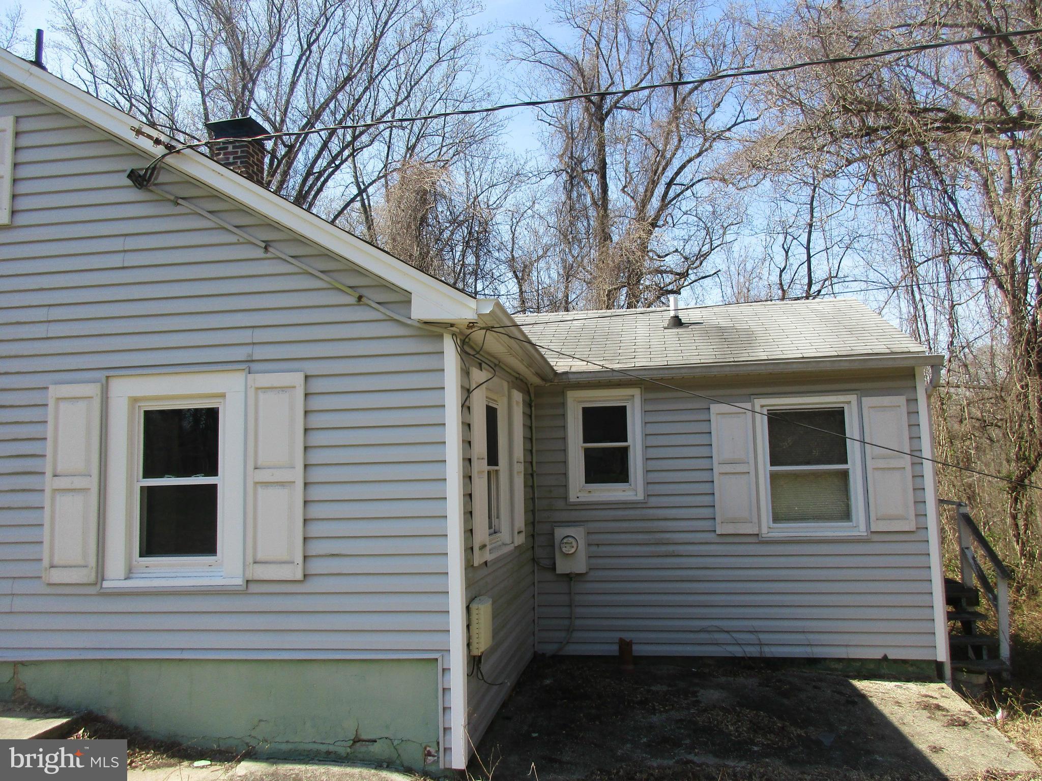 1806 Johnson Road Annapolis, MD 21409 - Photo 3 of 11 Exterior (Rear)