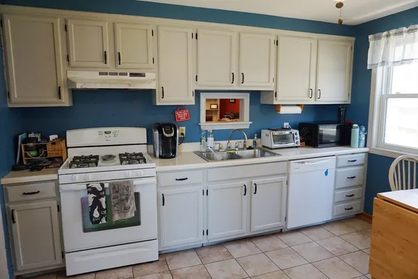 $490,000 | 112 Durant Street, Lowell, MA 01850