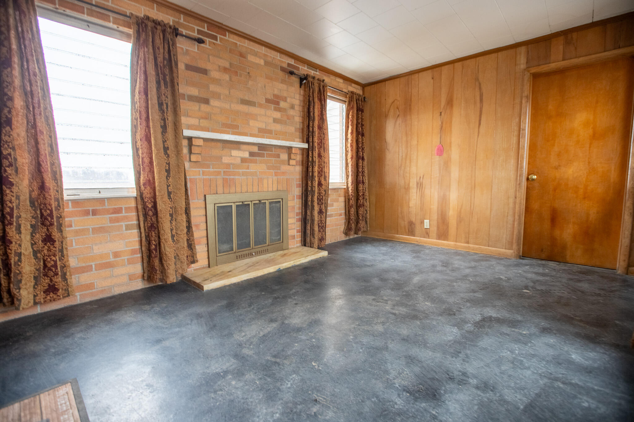 4292 Oregon Road Celina, OH 45822 - Photo 3 of 22 Gallery Image 3