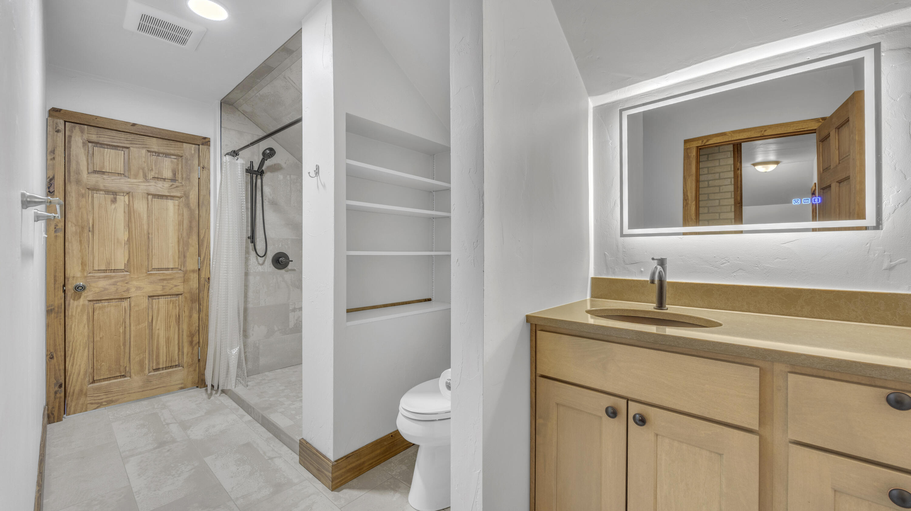 2423 Sandy Bay Road Two Rivers, WI 54241 - Photo 11 of 56 Bathroom 3