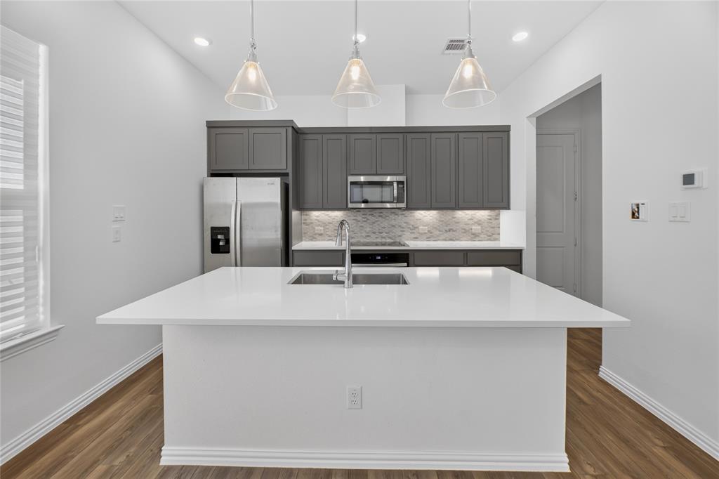 4713 Craymore Road Dallas, TX 75228 - Photo 5 of 24 Gallery Image 5