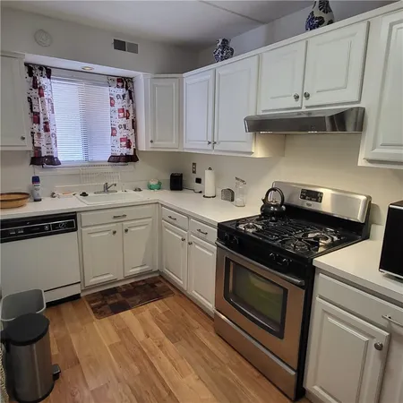 $307,500 | 650 East Greenwich Avenue, Unit 3108, West Warwick, RI 02893