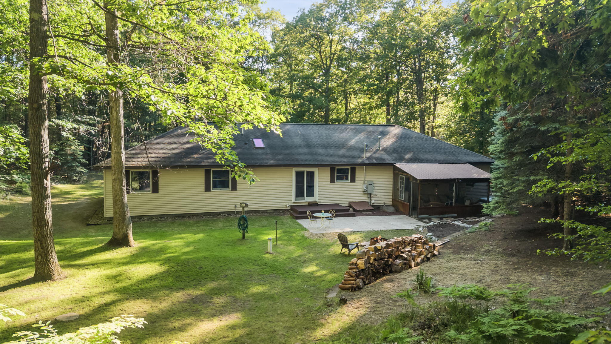 1485 Chippewa Beach Road Indian River, MI 49749 - Photo 26 of 33 Gallery Image 26